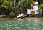Casa econômica serve como garagem de barco e refúgio de final de semana - Pedro Vannucchi/Divulgação