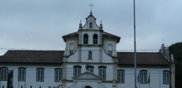 Fachada do Museu de Arte Sacra, no bairro da Luz, em São Paulo